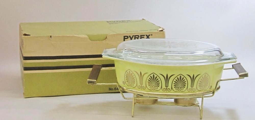 Pyrex “Golden Classic” 2-1/2 Quart Casserole with Twin Candle Warmer in Original Box
