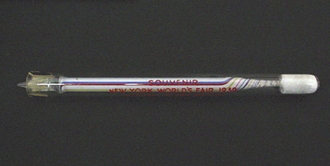 Pyrex Souvenir Pen and Case for the New York World’s Fair 1939