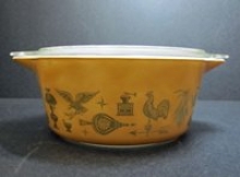 Vintage Pyrex Brown Americana 1 1/2 Quart Divided Casserole Dish with Lid