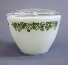 Vintage Pyrex Spring Blossom Green Crazy Daisy Mixing Bowls: 109,900 ppm  Lead (90 is unsafe) + Cadmium too!
