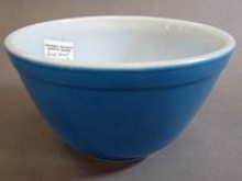 PYREX BLUE 401 Vintage Round Small Mixing Bowl 